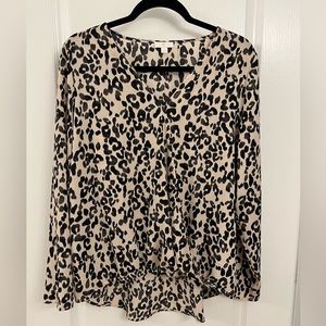 c • size L • leopard print long sleeve blouse